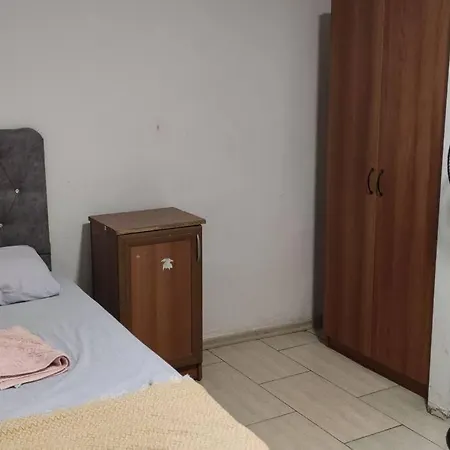 Midtown 305 Apartment *